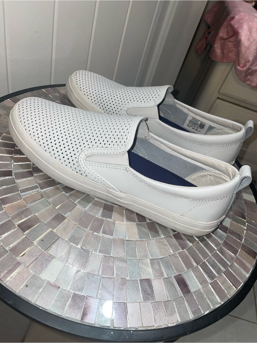 Woman’s Sperry Crest Slip On Perf White Sz 9 M
